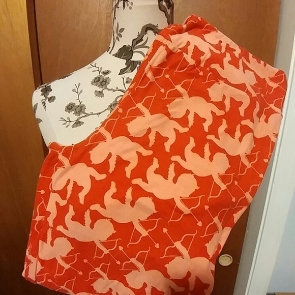 LuLaRoe Pants - NWT-Cupid LuLaRoe Leggings
